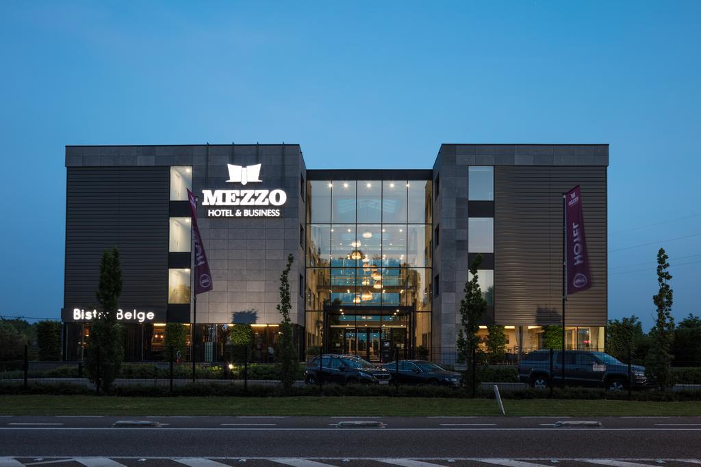 Mezzo Hotel & Business Beringen Exterior photo