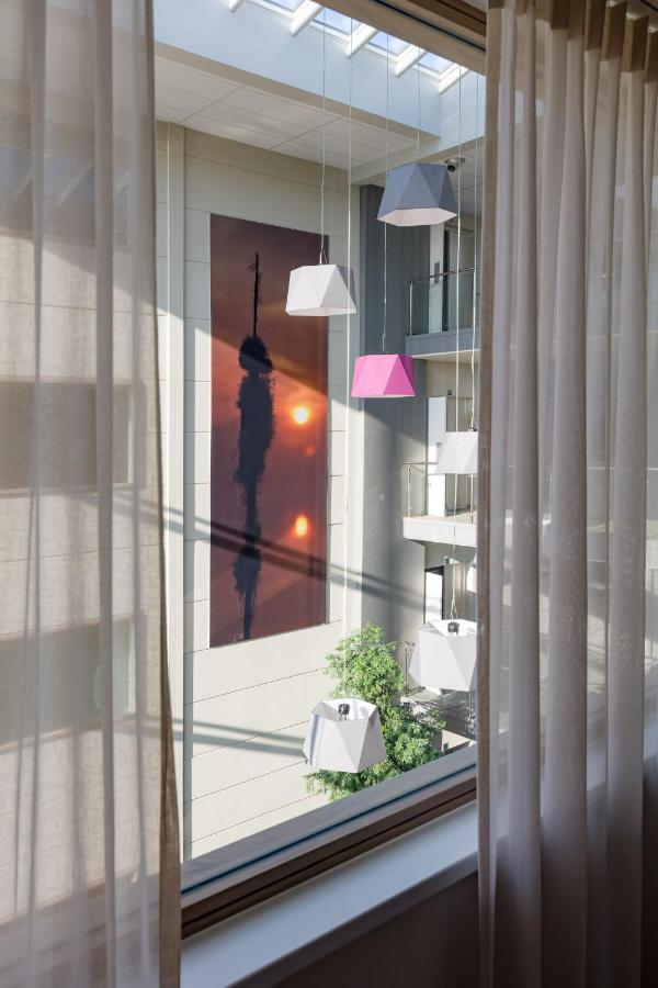 Mezzo Hotel & Business Beringen Exterior photo